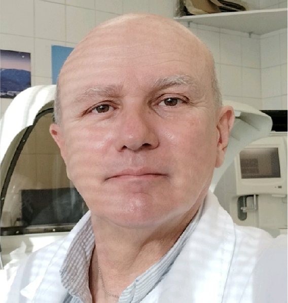 Dr. Fabio Fernando
Franco Pérez 